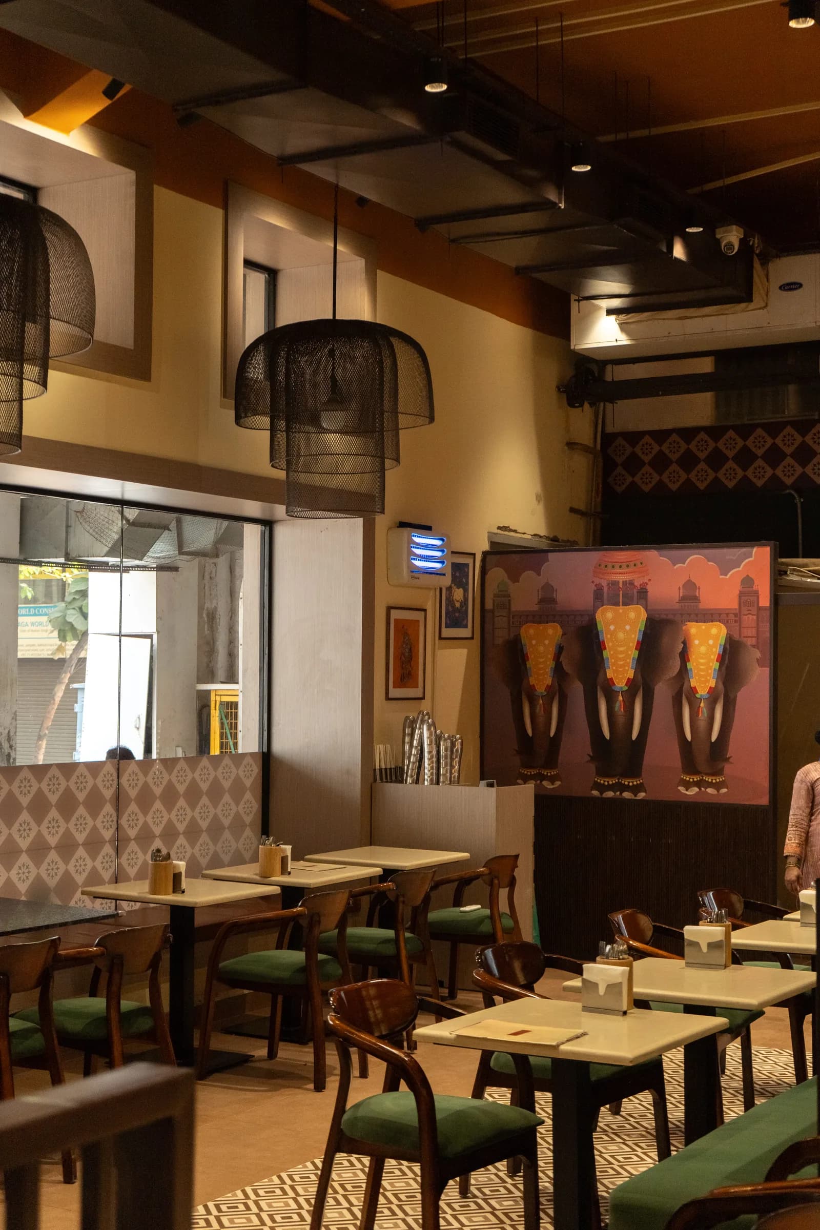 Gokulam Janpath restaurant interior